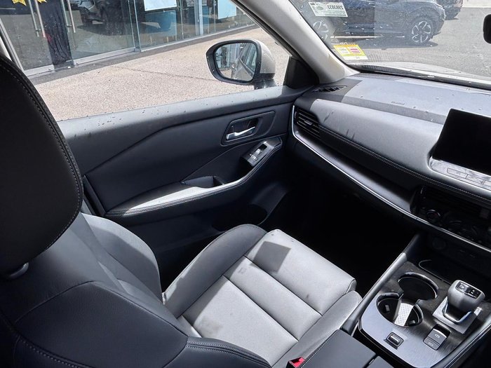 2026 Nissan X-TRAIL ST-L T33 MY26 4X4 On Demand Champagne Silver