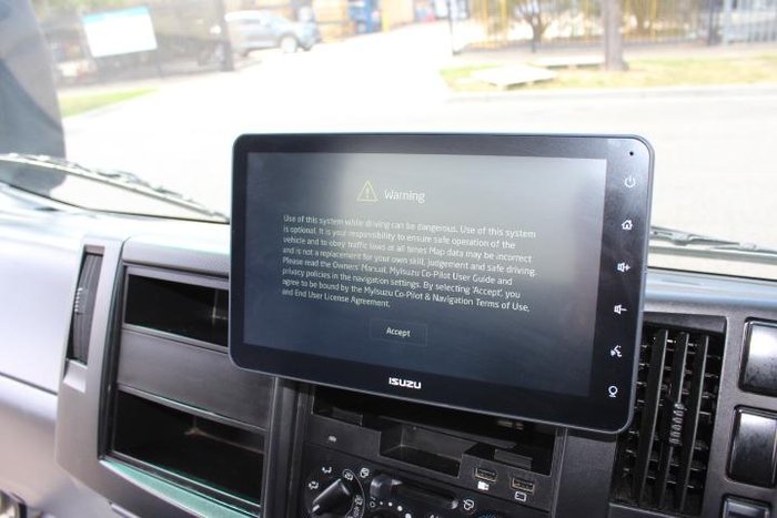 2022 Isuzu N Series NNR 45-150 WHITE