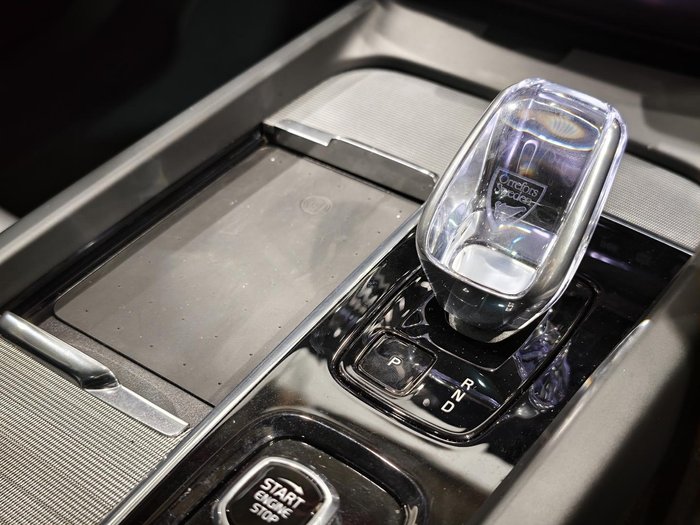 2025 Volvo XC60 Ultra B5 Bright