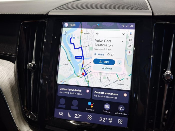 2025 Volvo XC60 Ultra B5 Bright