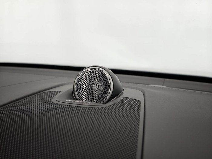 2025 Volvo XC60 Ultra B5 Bright