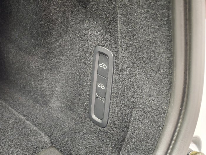 2025 Volvo XC60 Ultra B5 Bright