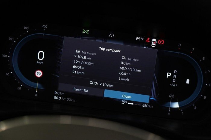 2025 Volvo XC60 Ultra B5 Bright