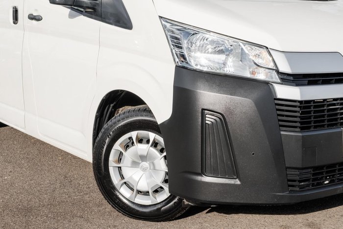 2022 Toyota Hiace