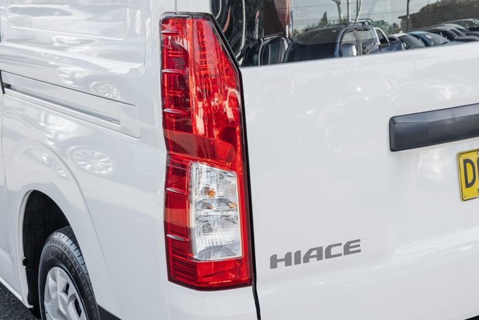 2022 Toyota Hiace