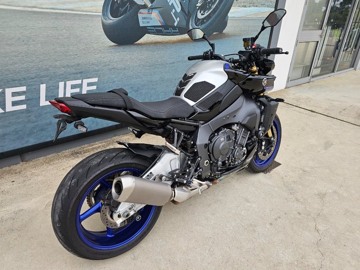 2022 Yamaha MT-10ASP Black