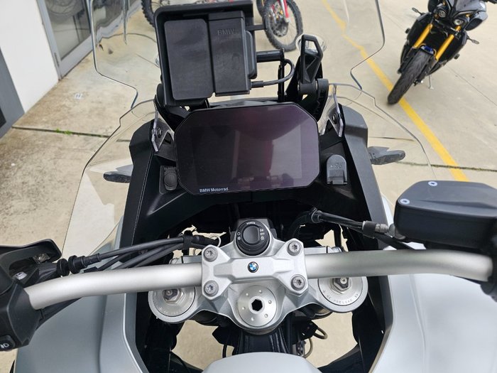 2024 BMW Motorrad F 900 GS ADVENTURE RIDE PRO White