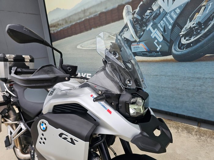 2024 BMW Motorrad F 900 GS ADVENTURE RIDE PRO White
