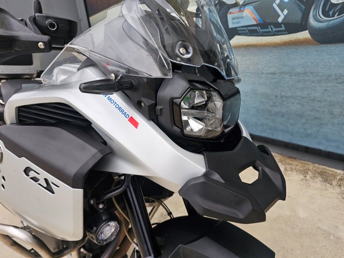 2024 BMW Motorrad F 900 GS ADVENTURE RIDE PRO White