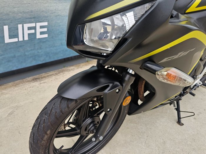 2015 Honda CBR300R Black