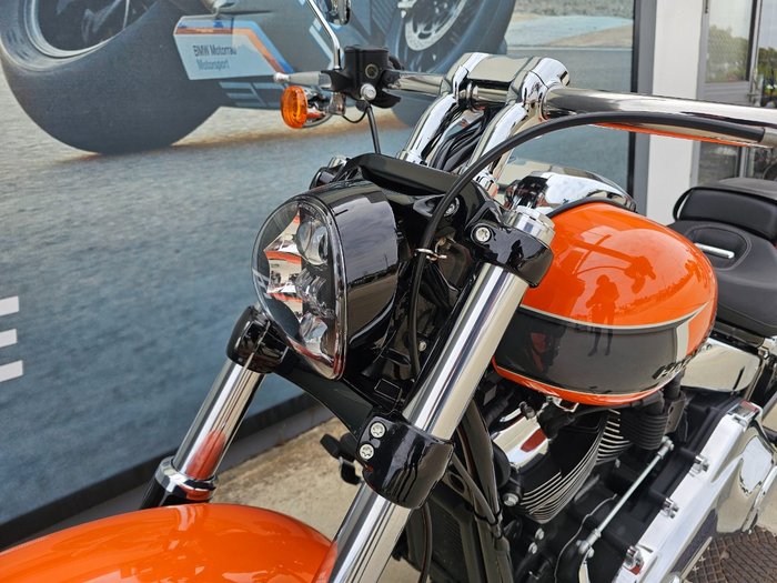 2023 HARLEY-DAVIDSON FXBR BREAKOUT (117) Orange