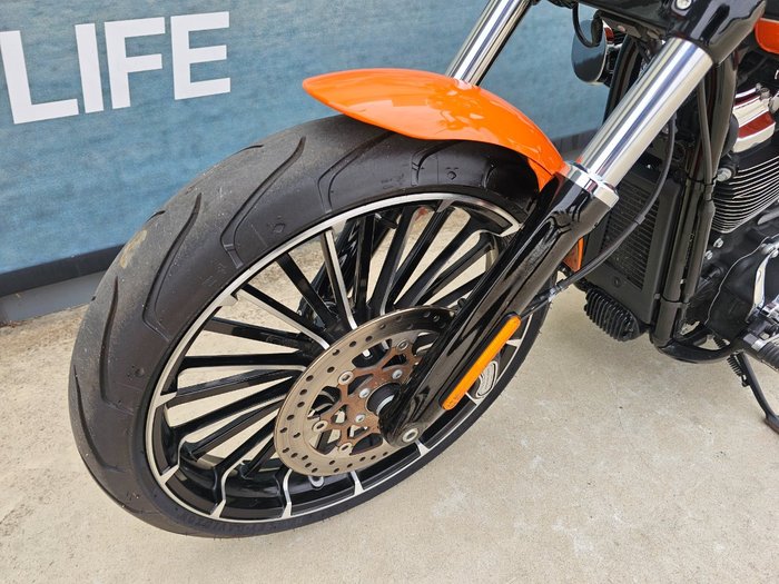 2023 HARLEY-DAVIDSON FXBR BREAKOUT (117) Orange