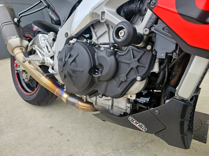 2017 APRILIA TUONO V4 RR Black