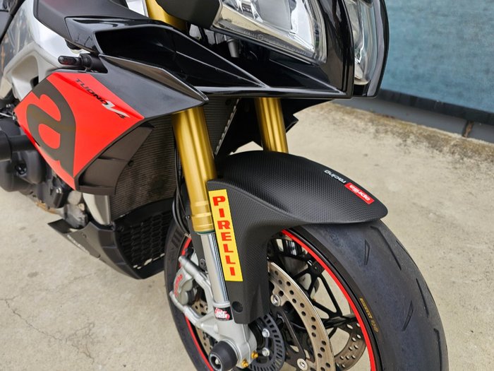 2017 APRILIA TUONO V4 RR Black