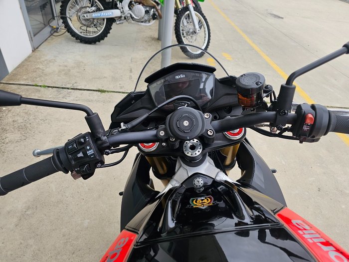 2017 APRILIA TUONO V4 RR Black