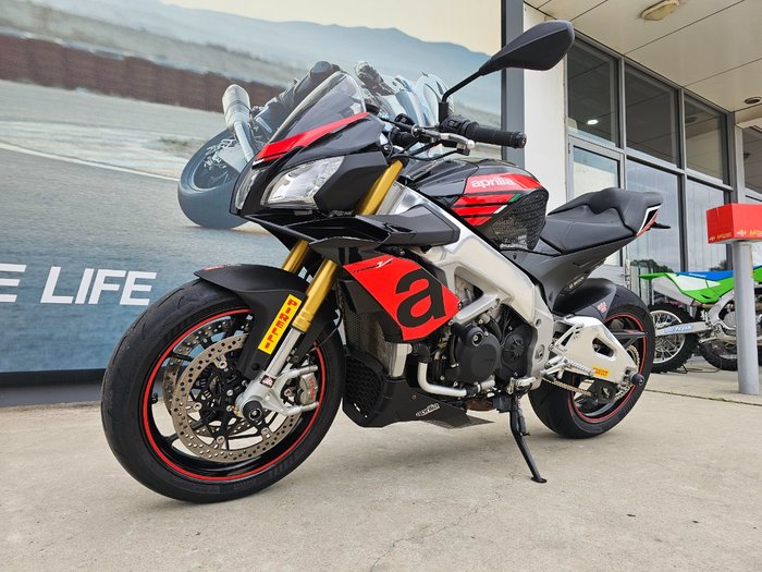 2017 APRILIA TUONO V4 RR Black