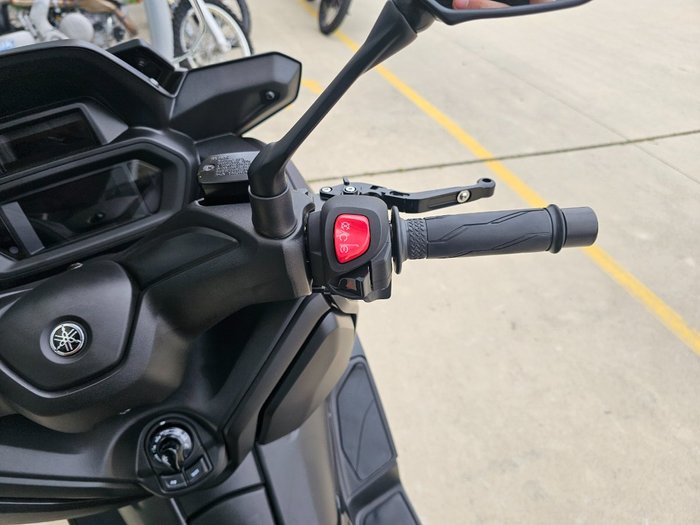 2024 Yamaha XMAX 300 (CZD300A) Maroon