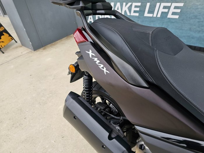 2024 Yamaha XMAX 300 (CZD300A) Maroon