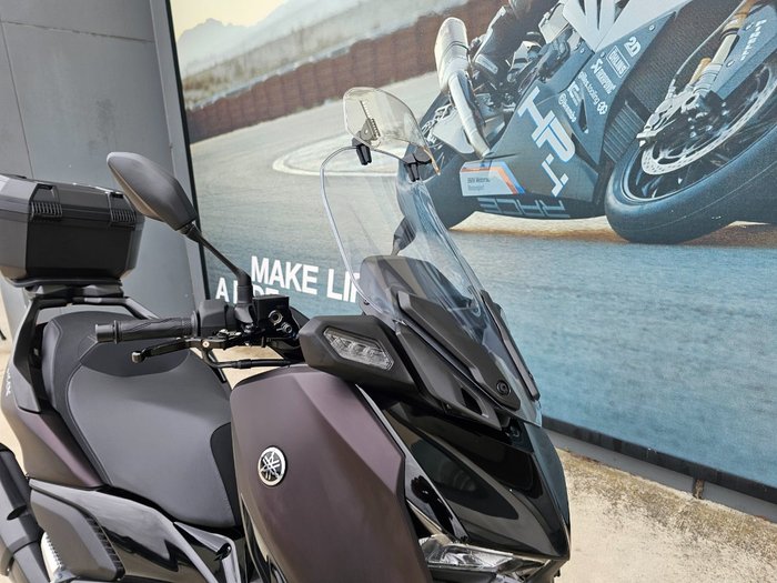 2024 Yamaha XMAX 300 (CZD300A) Maroon