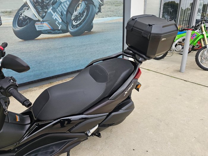 2024 Yamaha XMAX 300 (CZD300A) Maroon