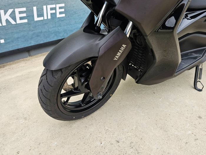 2024 Yamaha XMAX 300 (CZD300A) Maroon