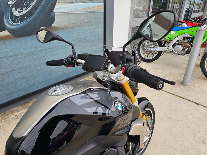 2024 BMW Motorrad R 1250 R Black