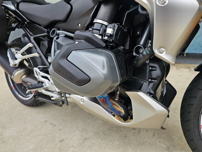 2024 BMW Motorrad R 1250 R Black