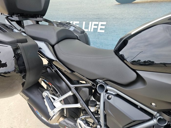2024 BMW Motorrad R 1250 R Black