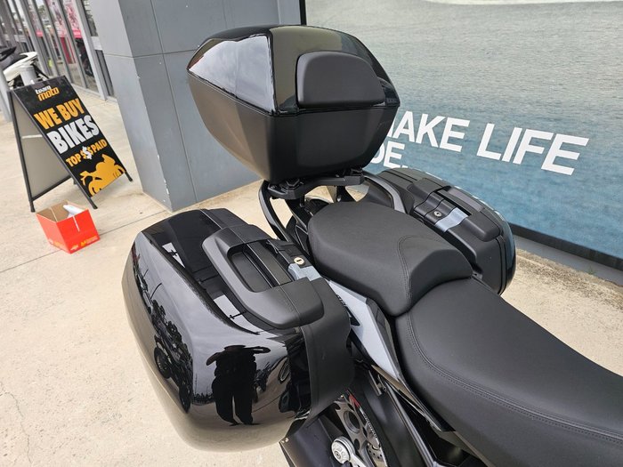 2024 BMW Motorrad R 1250 R Black