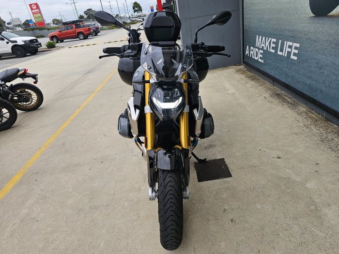 2024 BMW Motorrad R 1250 R Black