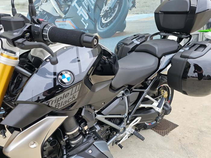 2024 BMW Motorrad R 1250 R Black