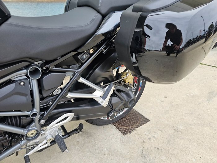 2024 BMW Motorrad R 1250 R Black