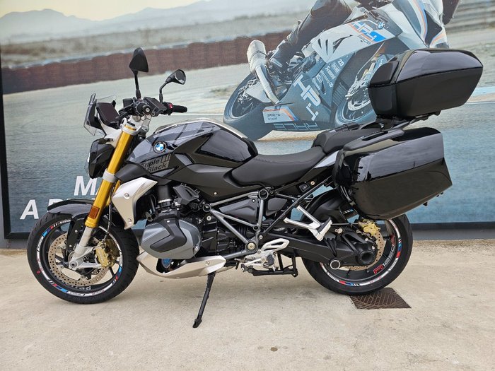 2024 BMW Motorrad R 1250 R Black