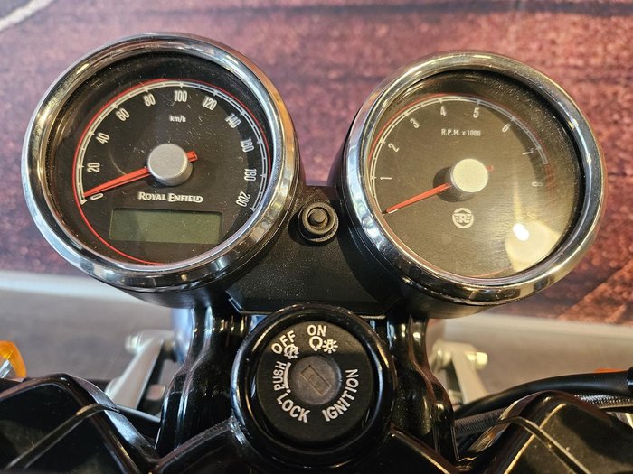 2021 Royal Enfield Interceptor 650 650 Twin Silver