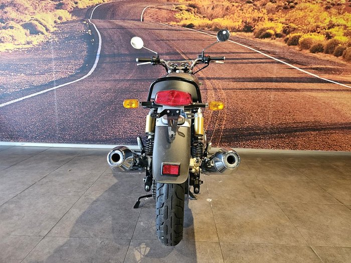 2021 Royal Enfield Interceptor 650 650 Twin Silver