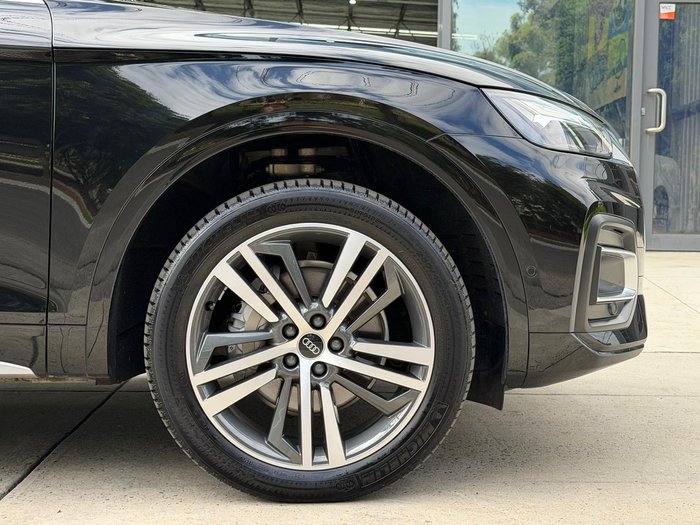 2025 Audi Q5 40 TDI Sport