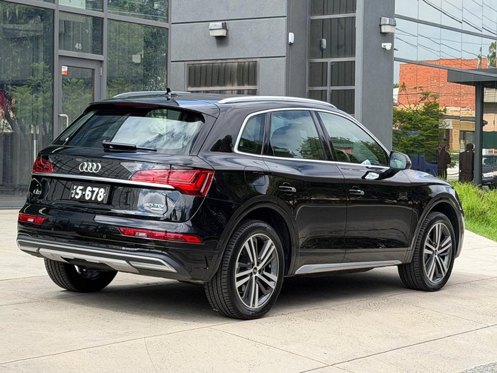 2025 Audi Q5 40 TDI Sport