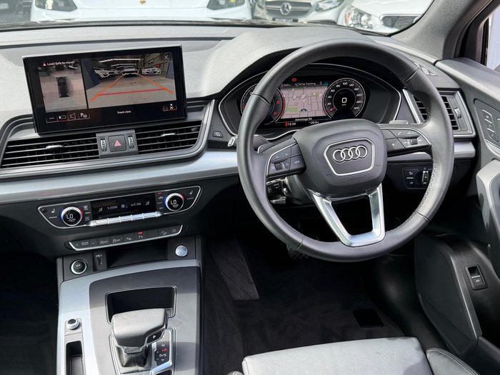 2025 Audi Q5 40 TDI Sport