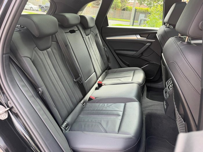 2025 Audi Q5 40 TDI Sport