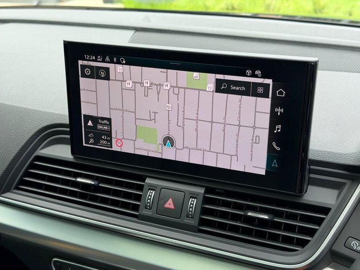 2025 Audi Q5 40 TDI Sport