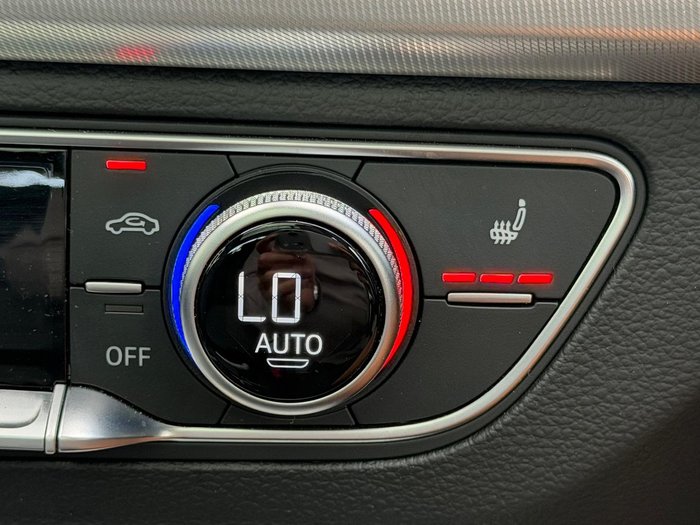 2025 Audi Q5 40 TDI Sport