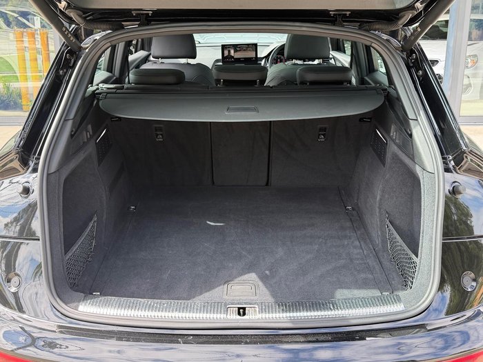 2025 Audi Q5 40 TDI Sport
