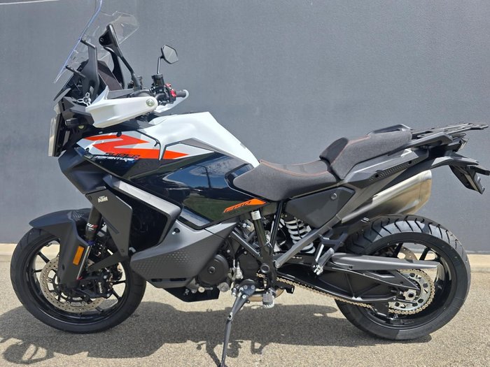 2026 KTM 1390 Super Adventure S Super Adventure Black