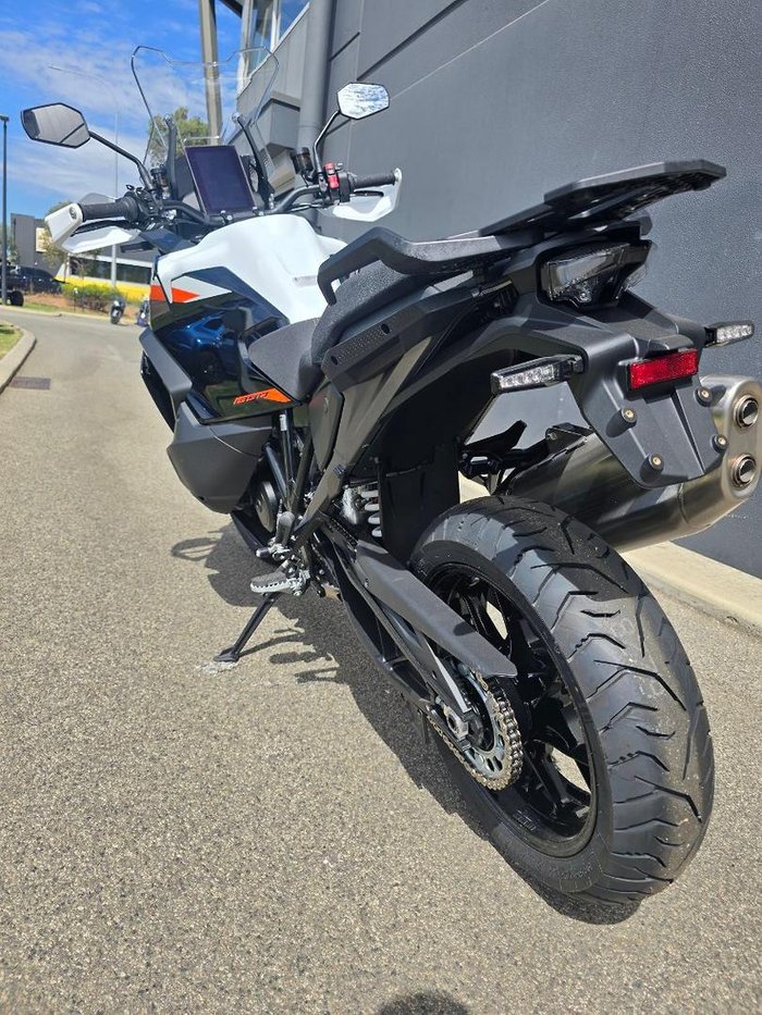 2026 KTM 1390 Super Adventure S Super Adventure Black