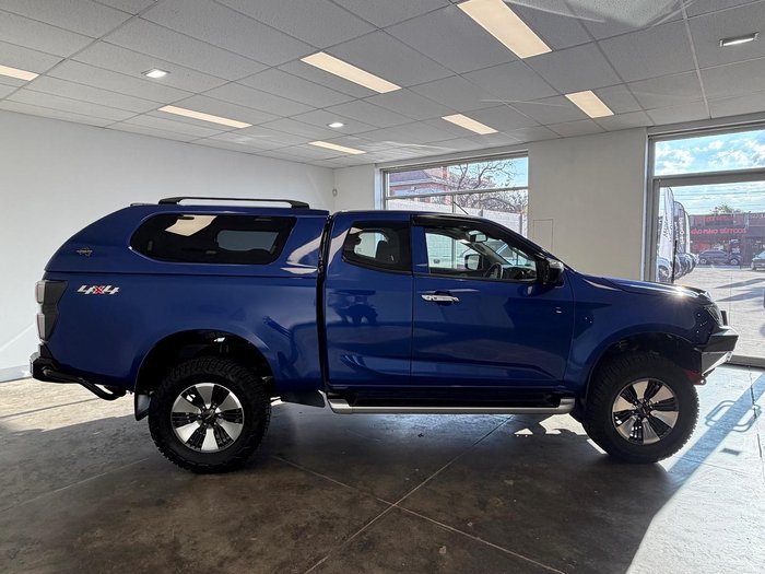 2022 Isuzu D-MAX LS-U