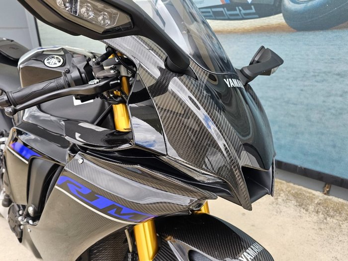 2024 Yamaha YZF-R1 M Silver