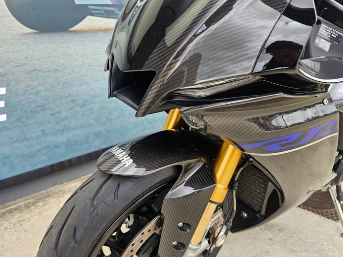 2024 Yamaha YZF-R1 M Silver