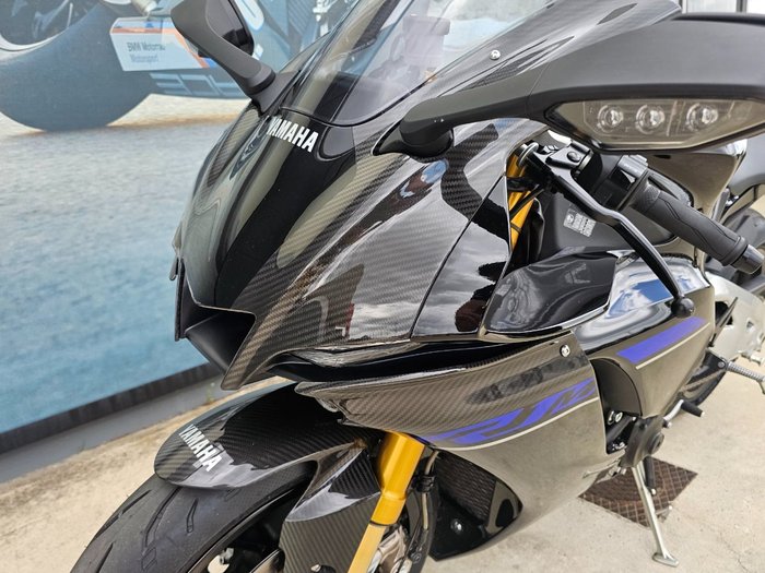 2024 Yamaha YZF-R1 M Silver