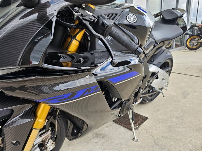 2024 Yamaha YZF-R1 M Silver