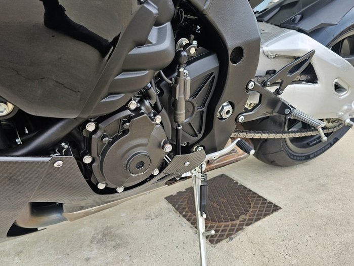 2024 Yamaha YZF-R1 M Silver